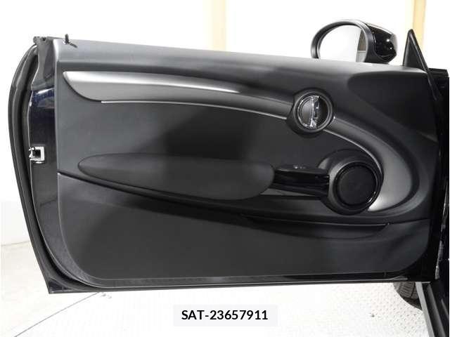 Bmw MINI 2023-11 8525777-11