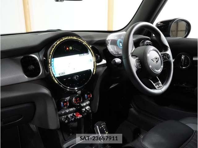 Bmw MINI 2023-11 8525777-15