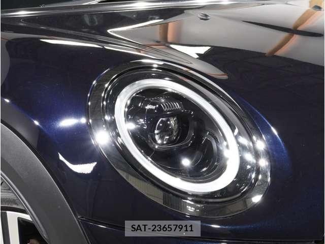 Bmw MINI 2023-11 8525777-18