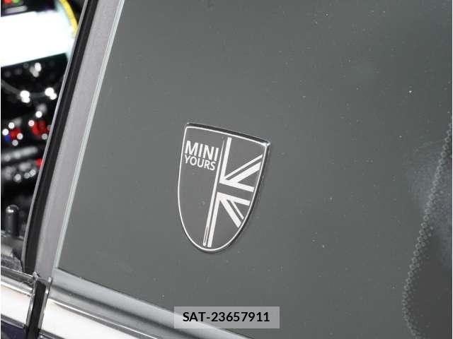 Bmw MINI 2023-11 8525777-23