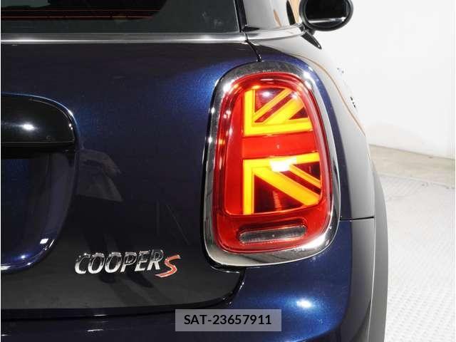 Bmw MINI 2023-11 8525777-25