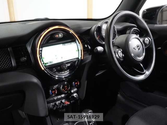 Bmw MINI 2020-10 8627729-15