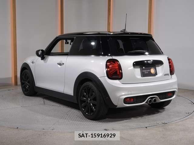 Bmw MINI 2020-10 8627729-1