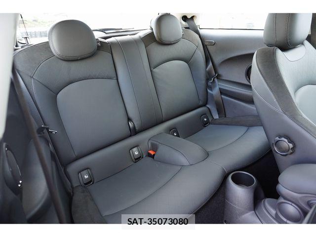 Bmw MINI 2021-08 8685961-18