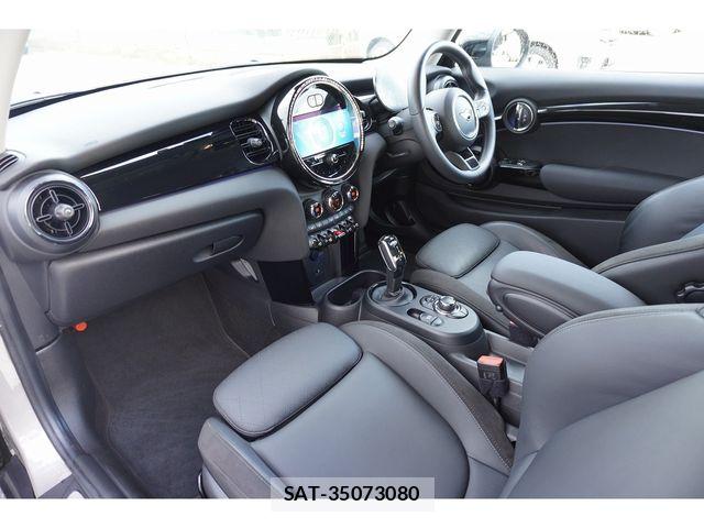 Bmw MINI 2021-08 8685961-20