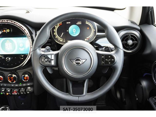 Bmw MINI 2021-08 8685961-23