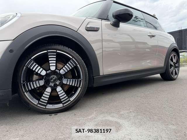 Bmw MINI 2022-04 8848485-14