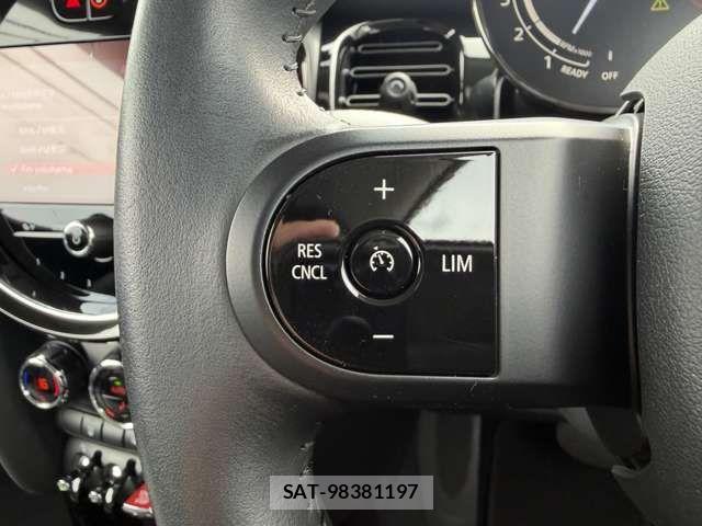 Bmw MINI 2022-04 8848485-19