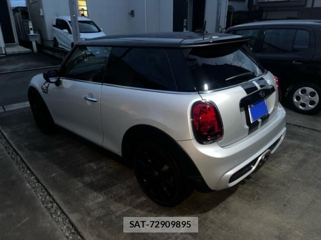 Bmw MINI 2020-09 8849826-4
