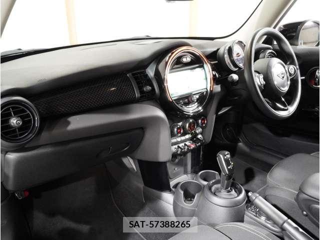 Bmw MINI 2020-06 8871477-14