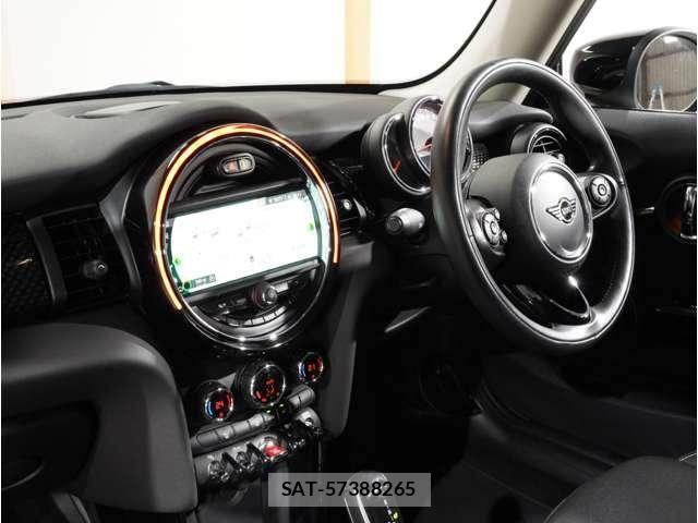 Bmw MINI 2020-06 8871477-17