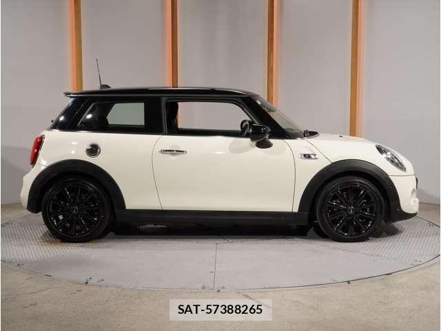 Bmw MINI 2020-06 8871477-22