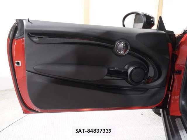 Bmw MINI 2021-04 8871472-11