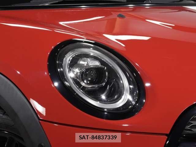 Bmw MINI 2021-04 8871472-18