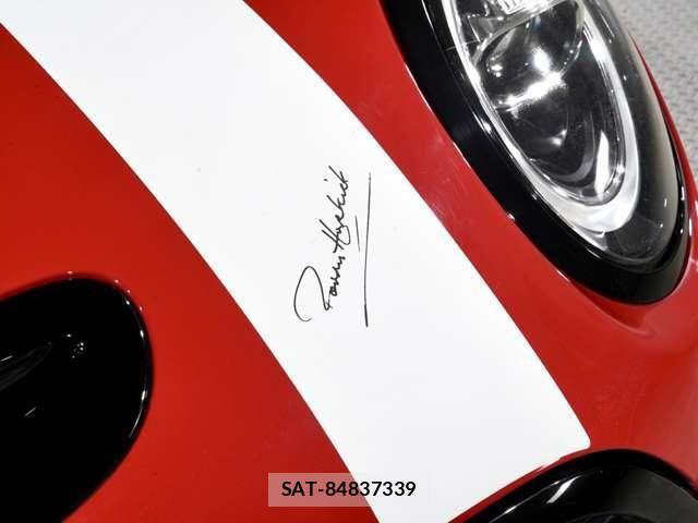 Bmw MINI 2021-04 8871472-20