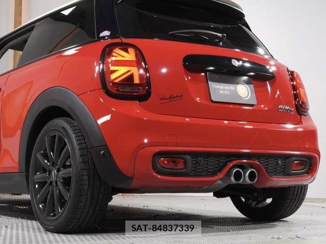 Bmw MINI 2021-04 8871472-25