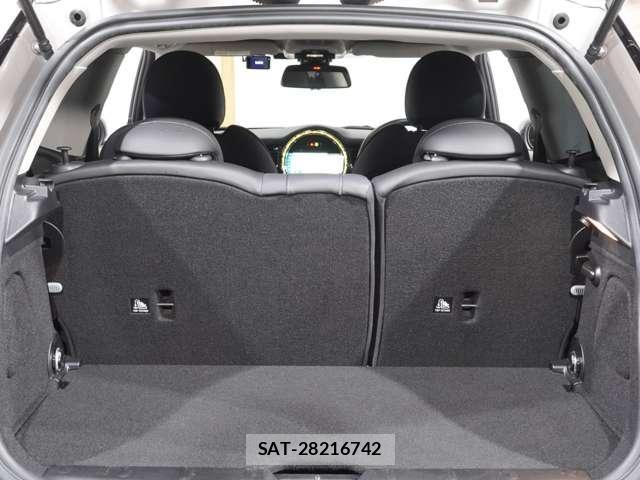 Bmw MINI 2021-08 8883926-26
