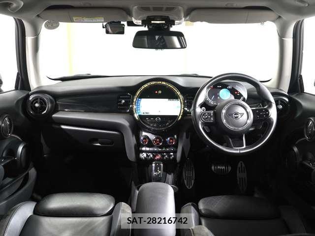 Bmw MINI 2021-08 8883926-2