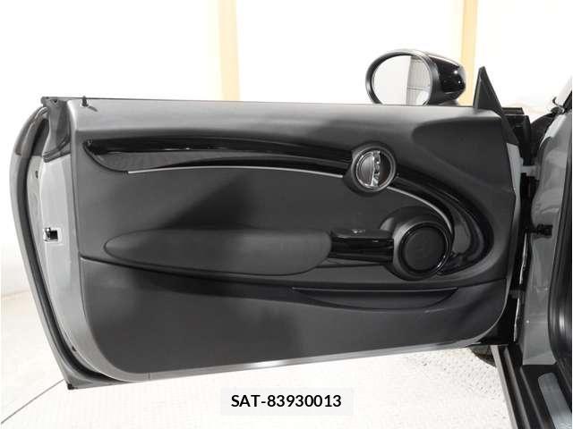 Bmw MINI 2022-06 8883927-11