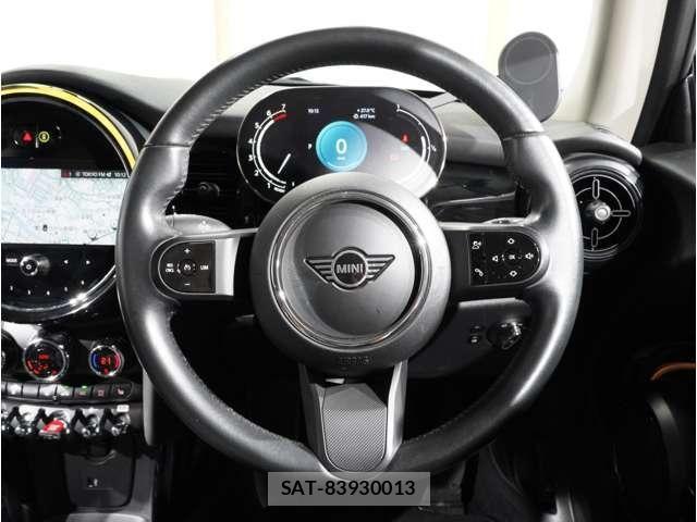 Bmw MINI 2022-06 8883927-14