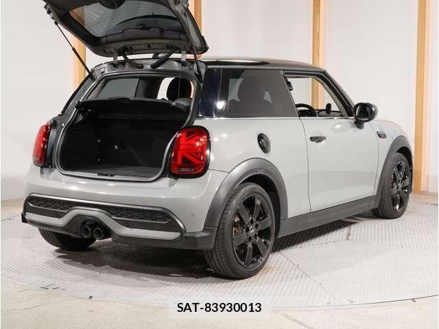 Bmw MINI 2022-06 8883927-25