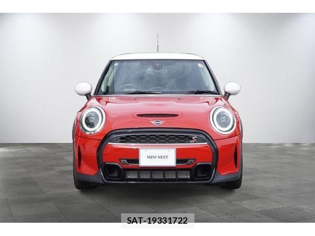 Bmw MINI 2021-12 8883929-1