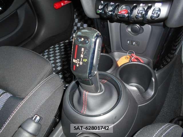 Bmw MINI 2018-06 814322-13