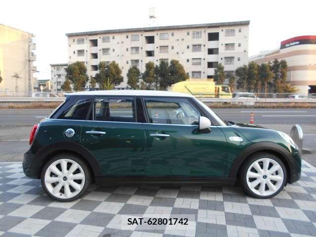 Bmw MINI 2018-06 814322-3