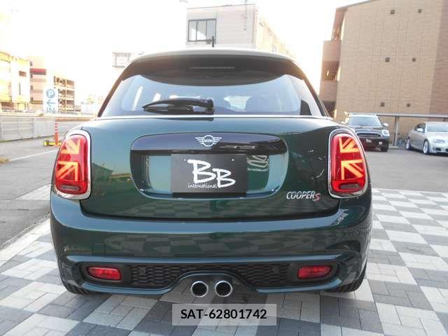 Bmw MINI 2018-06 814322-5