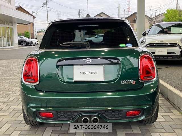 Bmw MINI 2019-04 1016938-4