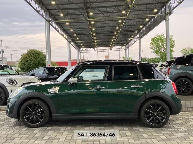 Bmw MINI 2019-04 1016938-5