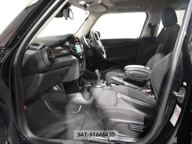 Bmw MINI 2018-10 5872254-11