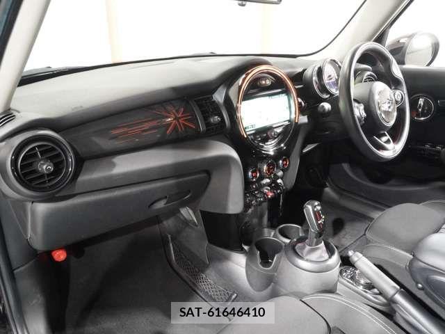 Bmw MINI 2018-10 5872254-14