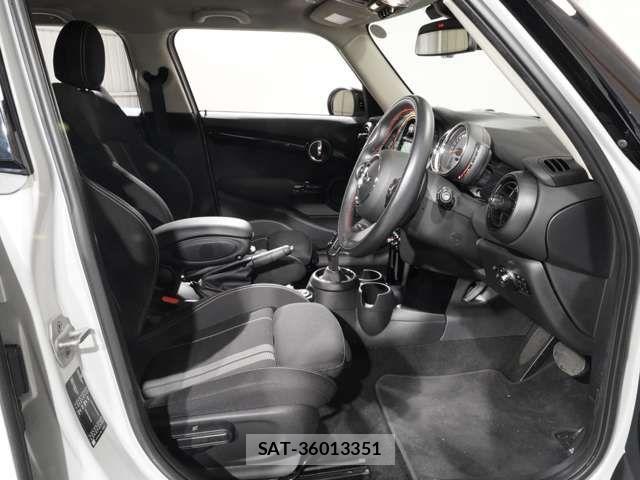 Bmw MINI 2021-04 5872238-12