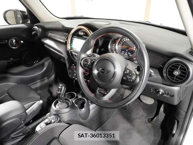 Bmw MINI 2021-04 5872238-15