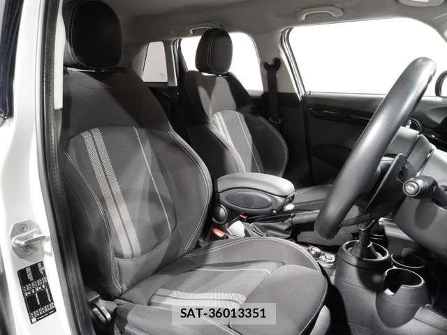 Bmw MINI 2021-04 5872238-4