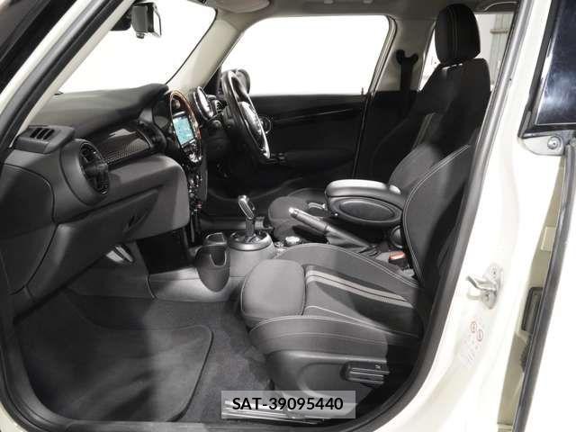 Bmw MINI 2018-10 5872250-12