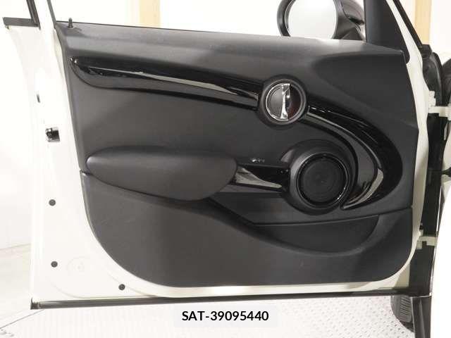 Bmw MINI 2018-10 5872250-13