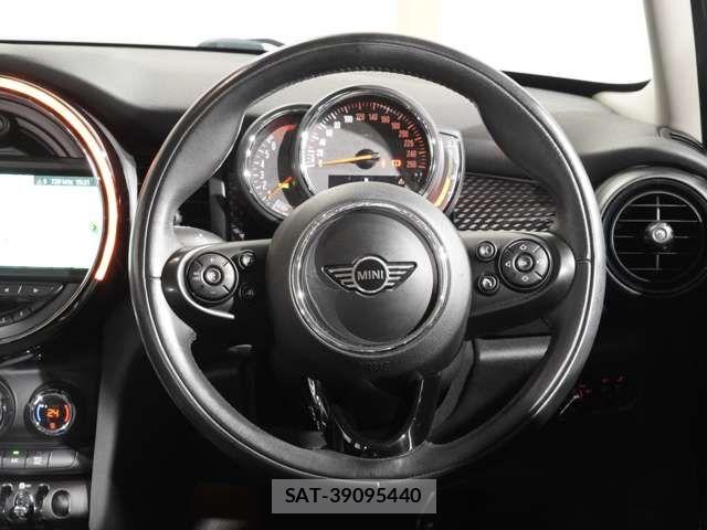 Bmw MINI 2018-10 5872250-16