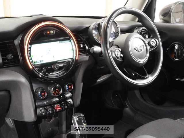 Bmw MINI 2018-10 5872250-17