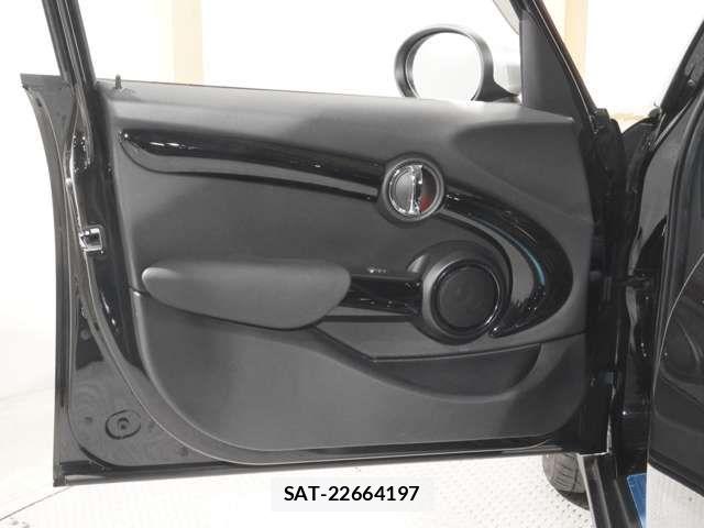 Bmw MINI 2019-11 5872239-13