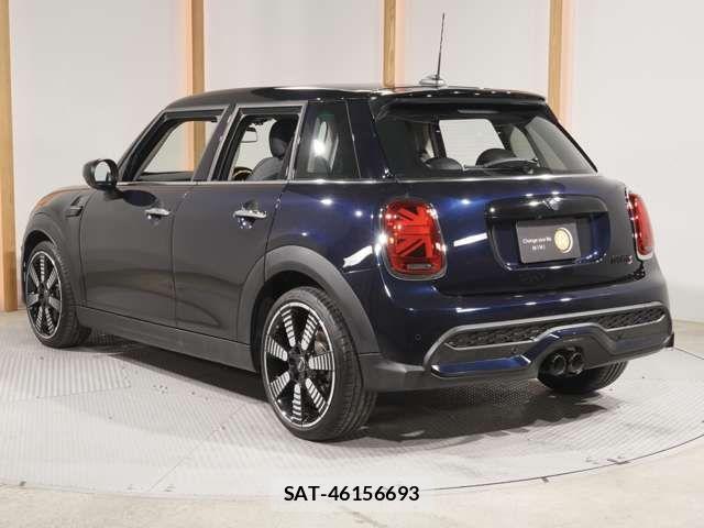 Bmw MINI 2022-05 5872229-9