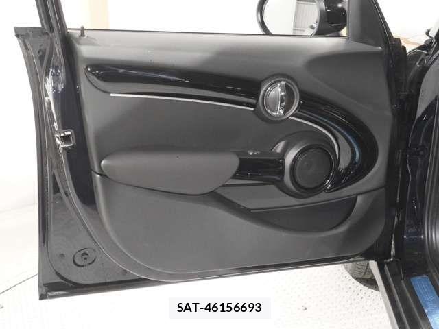 Bmw MINI 2022-05 5872229-13