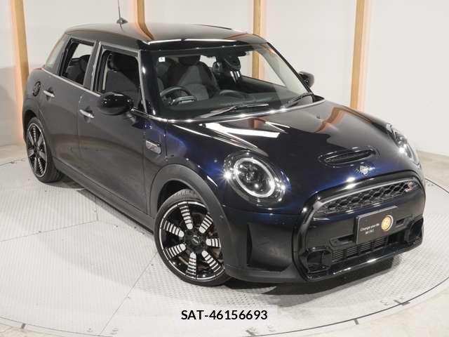 Bmw MINI 2022-05 5872229-18