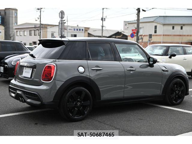 Bmw MINI 2021-12 6013101-4