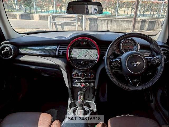 Bmw MINI 2019-10 6013103-2
