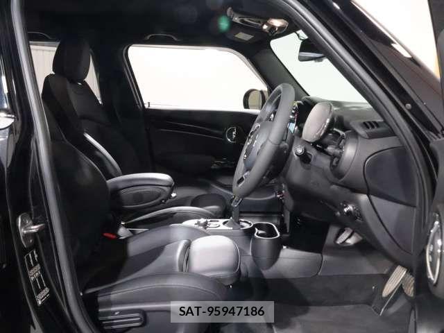 Bmw MINI 2023-07 6676923-12