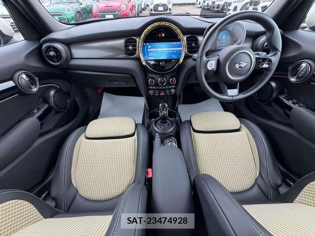 Bmw MINI 2023-03 6752408-1