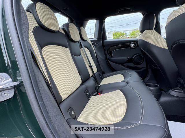 Bmw MINI 2023-03 6752408-21
