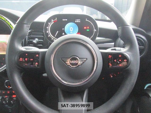 Bmw MINI 2024-04 6995672-21